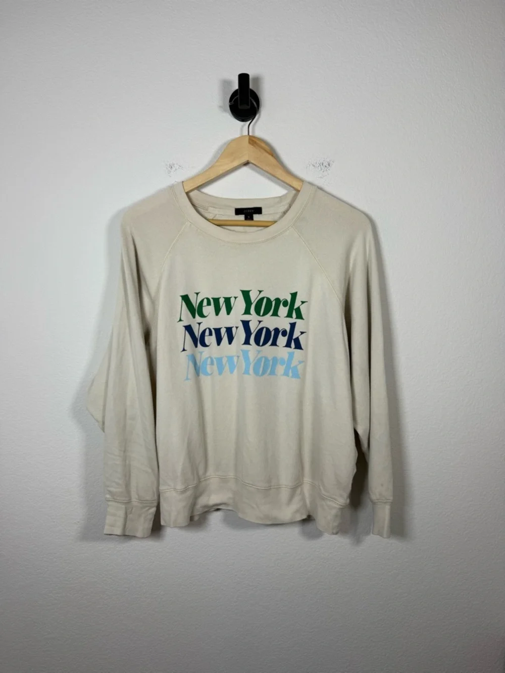 J.Crew Magic Rinse New York Crewneck Sweatshirt Cream Size S AY080